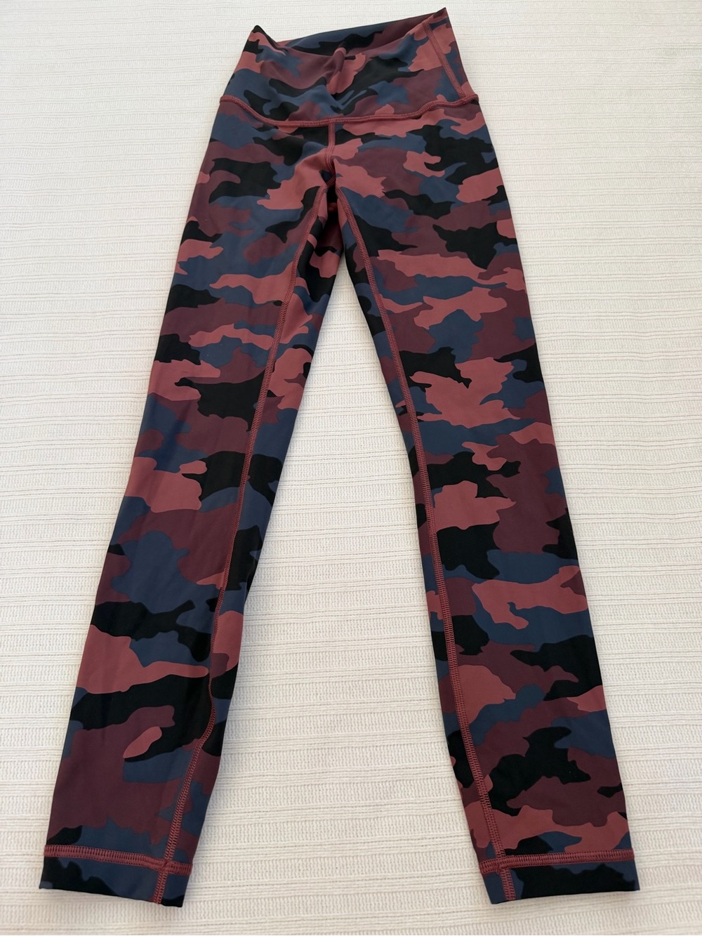 lululemon athletica Burgundy, Black & Navy Camo Leggings